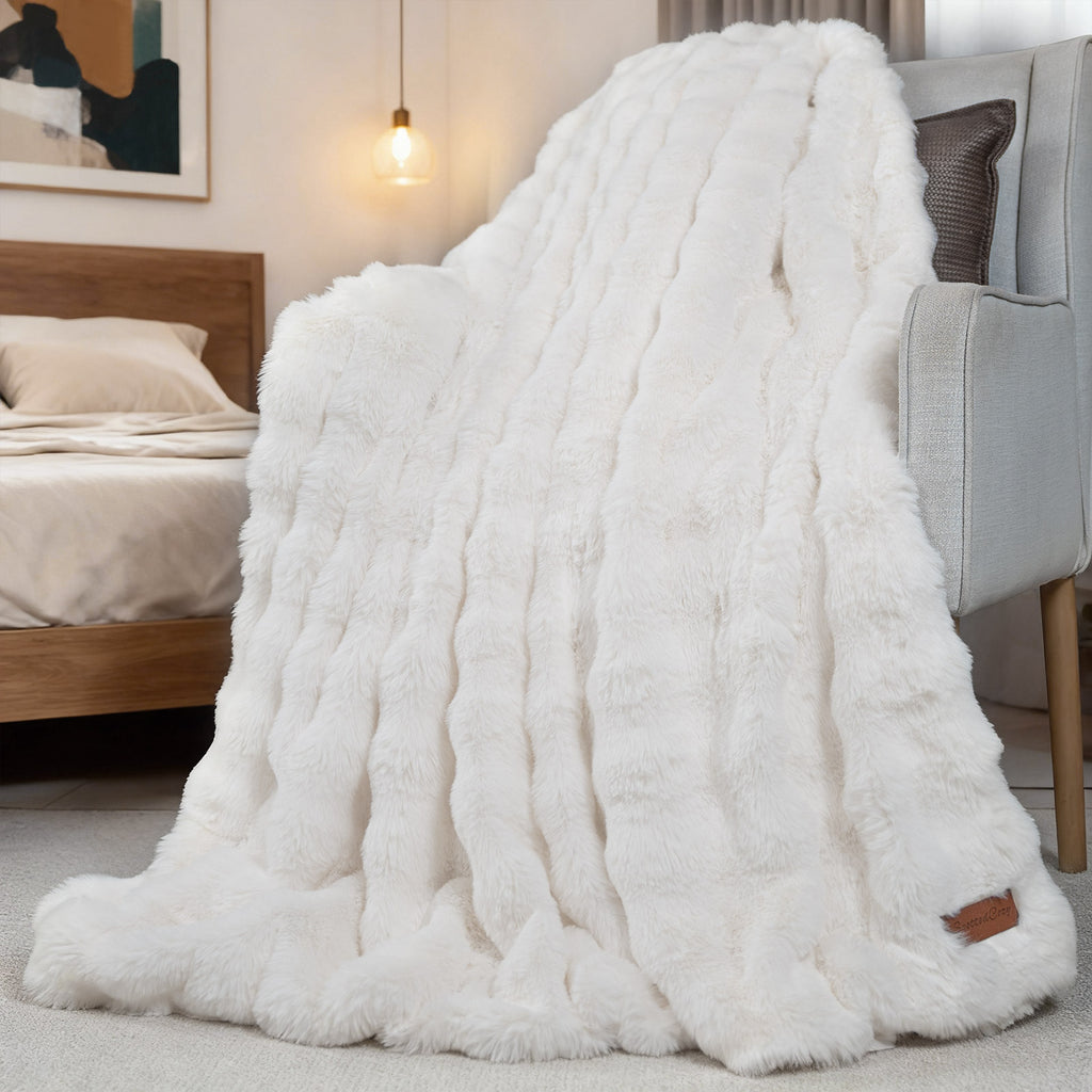 SpottedCozy Ultra Soft Plush Cozy Throw Blanket, Faux Rabbit Fur Blanket for Couch