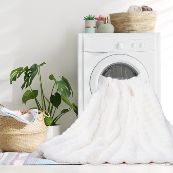 Bubble Faux Fur Blanket